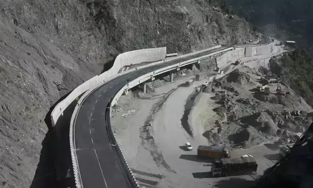 जम्मू-कश्मीर में मारोग सुरंग बनकर तैयार, प्रमुख पर्यटन स्थल के रूप में उभरेगा ये क्षेत्र