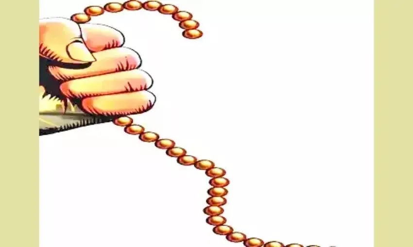 थाना परिसर में एसएसपी के पीए की नाती की चेन छीनी, लुटेरा दबोचा