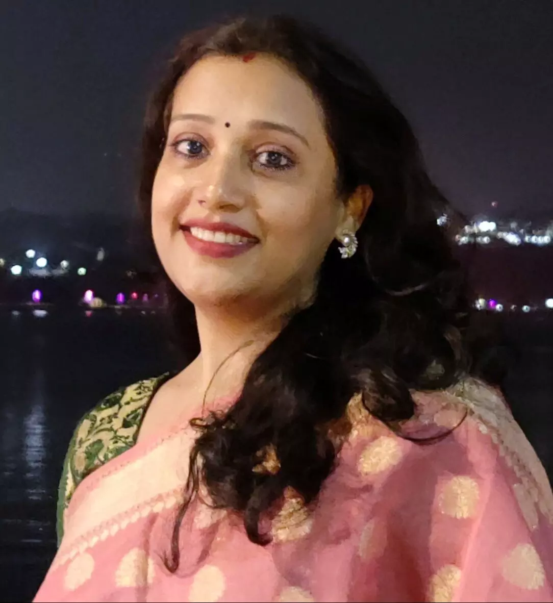 लेखिका - प्रो. मनीषा शर्मा लेखिका - प्रो. मनीषा शर्मा