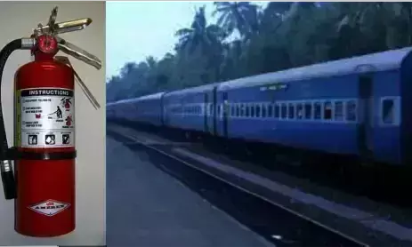 रेलगाडिय़ों में आगजनी से निपटने अब ट्रेनों के सामान्य कोचों में भी लगेंगे अग्निशमन यंत्र