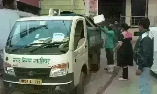 ग्वालियर में स्वछता टीम ने किया सर्वे, लोगों से पूछा- कितने बजे आती है कचरा गाड़ी