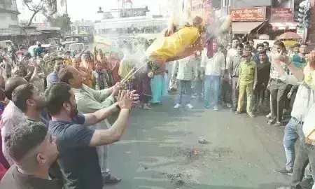 पहली सूची के बाद कांग्रेस में विरोध, प्रदर्शन, पुतला दहन और इस्तीफों का दौर जारी
