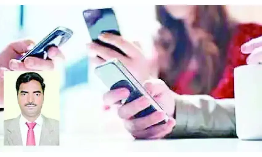 काम के वक्त मोबाइल से दूरी है जरूरी