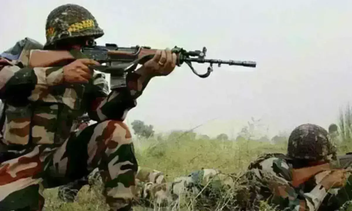 पाकिस्तान ने LOC पर तोड़ा सीजफायर, फायरिंग में BSF के दो जवान घायल पाकिस्तान ने LOC पर तोड़ा सीजफायर, फायरिंग में BSF के दो जवान घायल