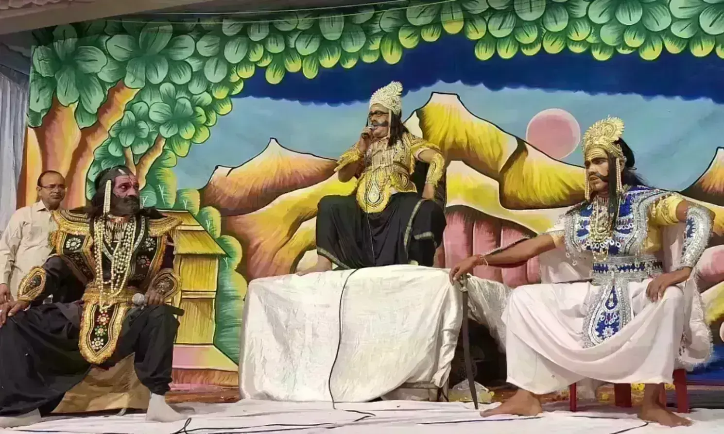 आज मनाया जाएगा दशहरा, शताब्दीपुरम में 65 और फूलबाग मैदान में 60 फीट के पुतलों का होगा दहन