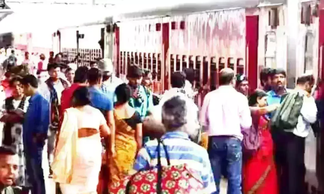 दीपावली पर आसान नहीं रहेगी यात्रा, कई ट्रेनों में वेटिंग 100 के पार