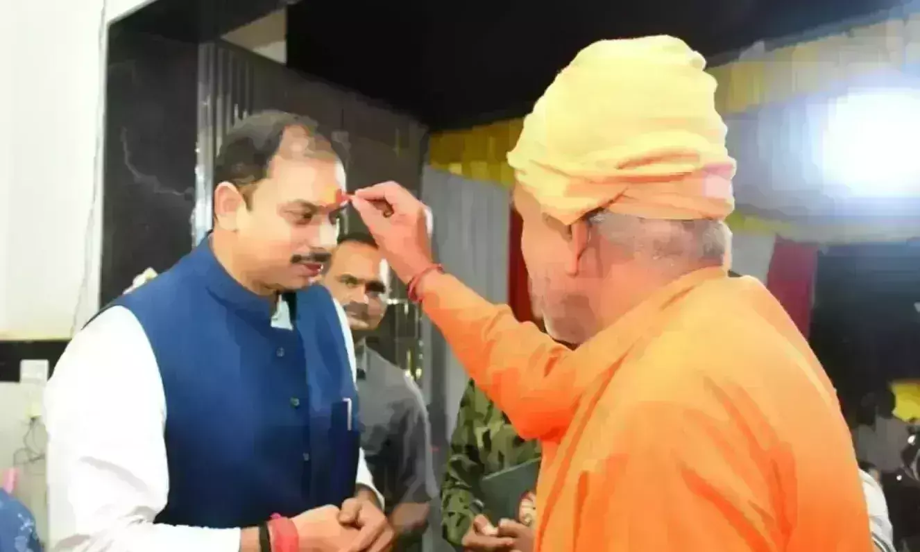 विधायक पाठक ने पर्चा भरने के बाद शुरू किया प्रचार अभियान