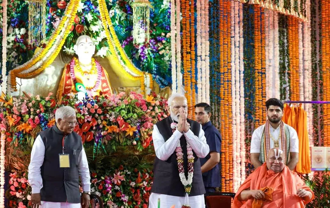 चित्रकूट सब दिन बसत, प्रभु सिय लखन समेत-प्रधानमंत्री