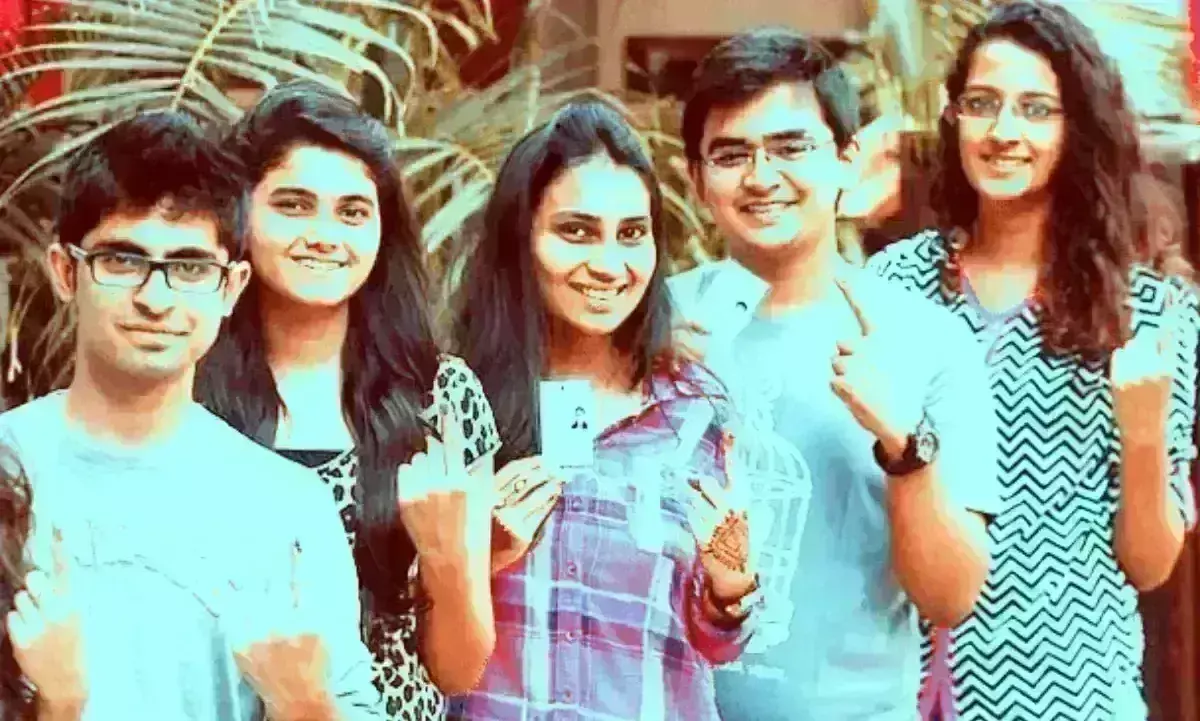 चुनाव के महायज्ञ में आहूती देने के लिए युवा वर्ग बेकरार