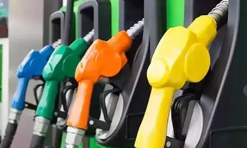 कच्चा तेल 88 डॉलर प्रति बैरल के करीब, पेट्रोल-डीजल के दामों में कोई बदलाव नहीं