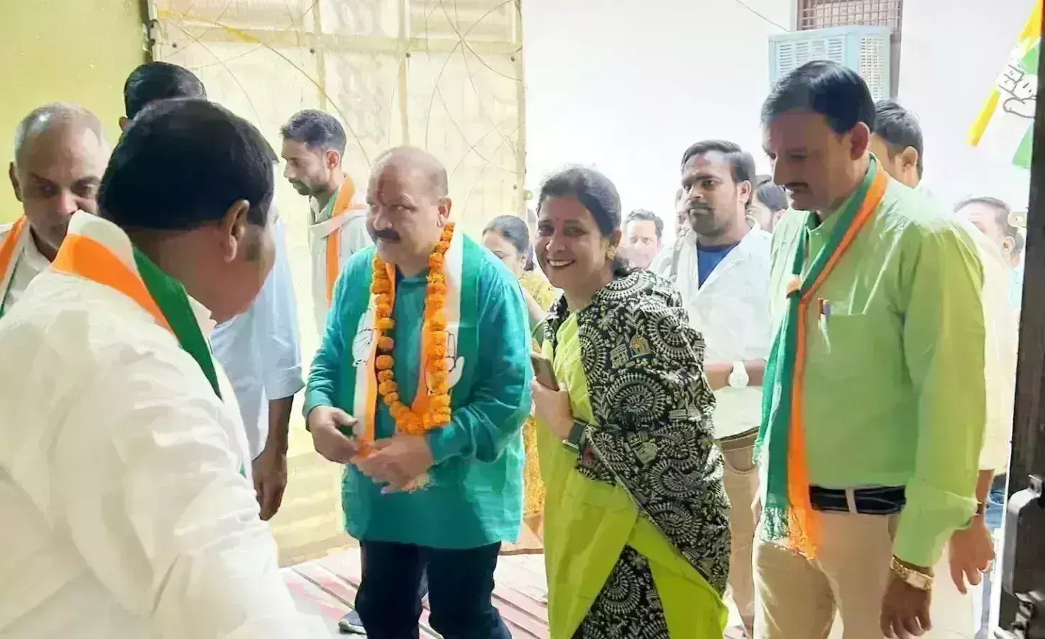 भाजपा भ्रम फैलाने की राजनीति कर रही है : सिकरवार