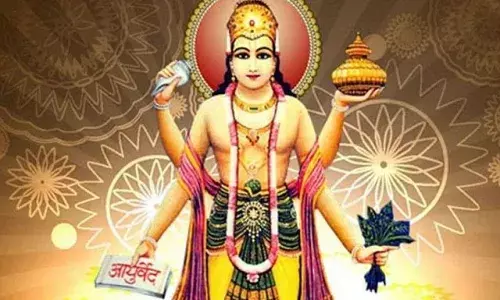 देवताओं को अमृतपान कराकर अमर किया था धन्वंतरि ने