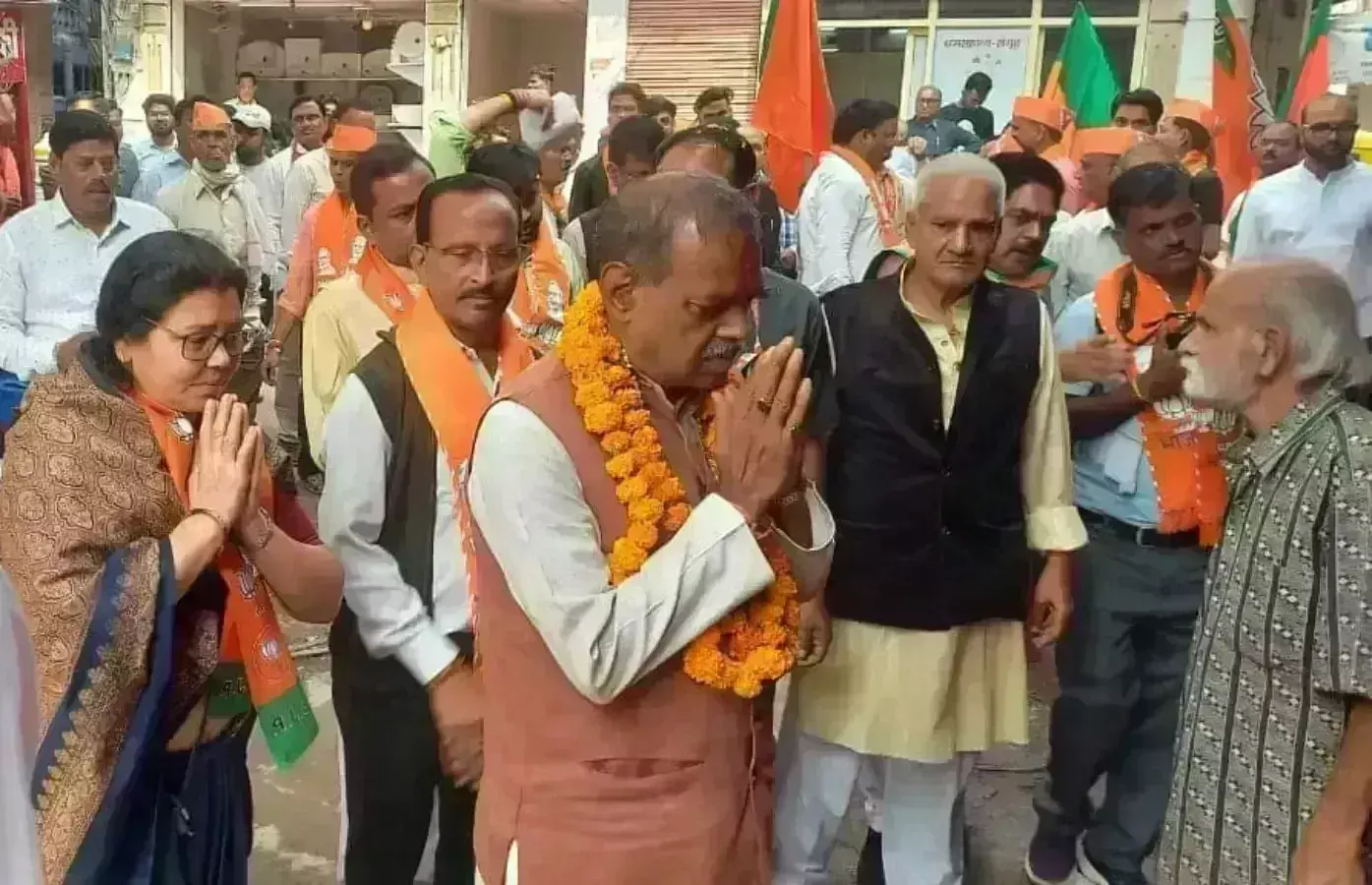 नारायण सिंह कुशवाह ने किया जनसंपर्क नारायण सिंह कुशवाह ने किया जनसंपर्क