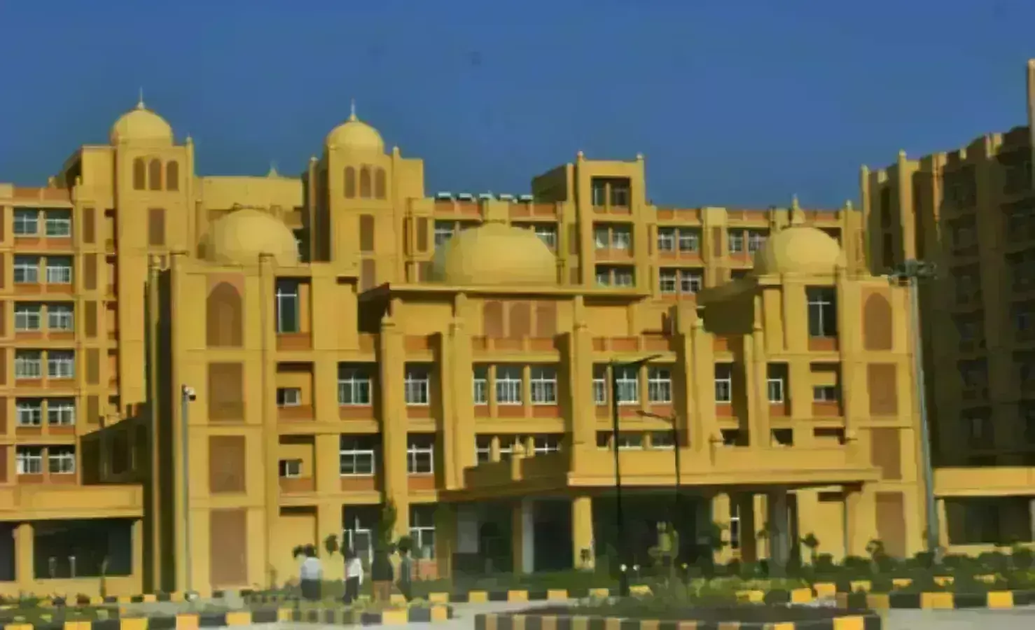 दीपावली पर अस्पताल में भी रहेगा अलर्ट, चिकित्सक 24 घंटे रहेंगे उपलब्ध दीपावली पर अस्पताल में भी रहेगा अलर्ट, चिकित्सक 24 घंटे रहेंगे उपलब्ध