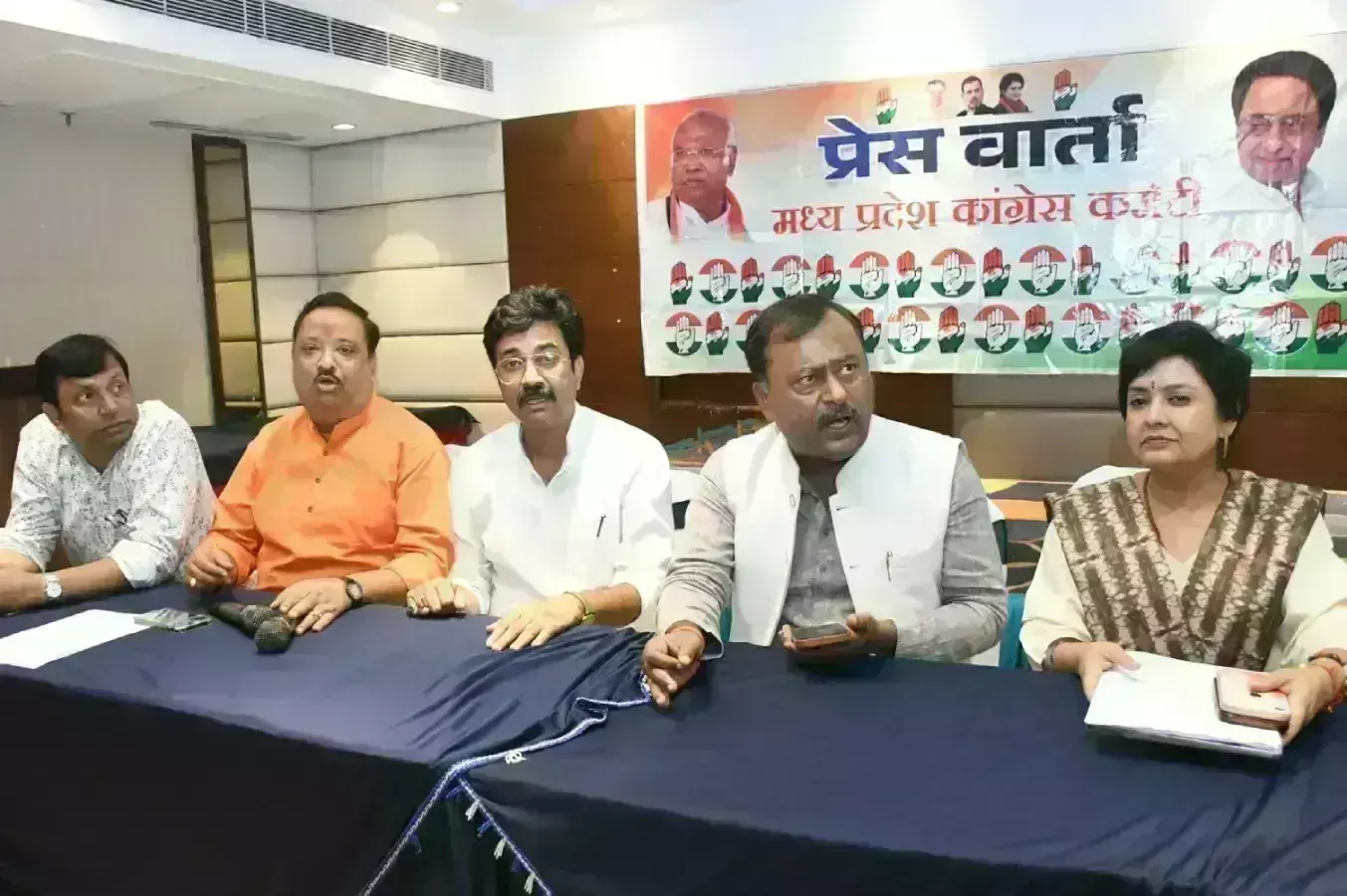 राजनीतिक दल युवा पीढ़ी को नशे की प्रवृत्ति से बचाएं राजनीतिक दल युवा पीढ़ी को नशे की प्रवृत्ति से बचाएं