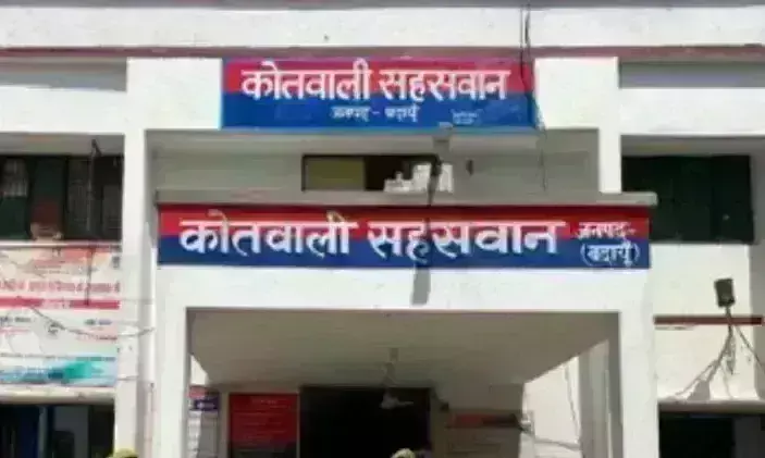 बदायूं में दो पक्षों में जमकर बवाल, फायरिंग और पथराव