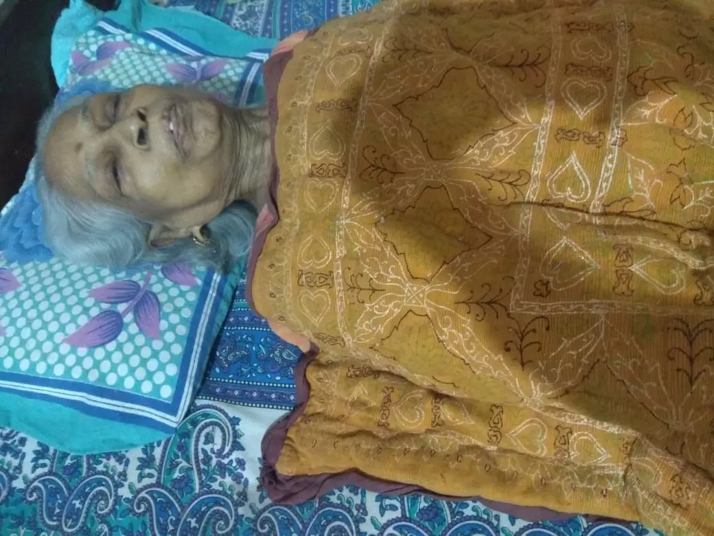 घर से मतदान की सहमति लेकर महिला मतदाता को भूल गया निर्वाचन कार्यालय..!