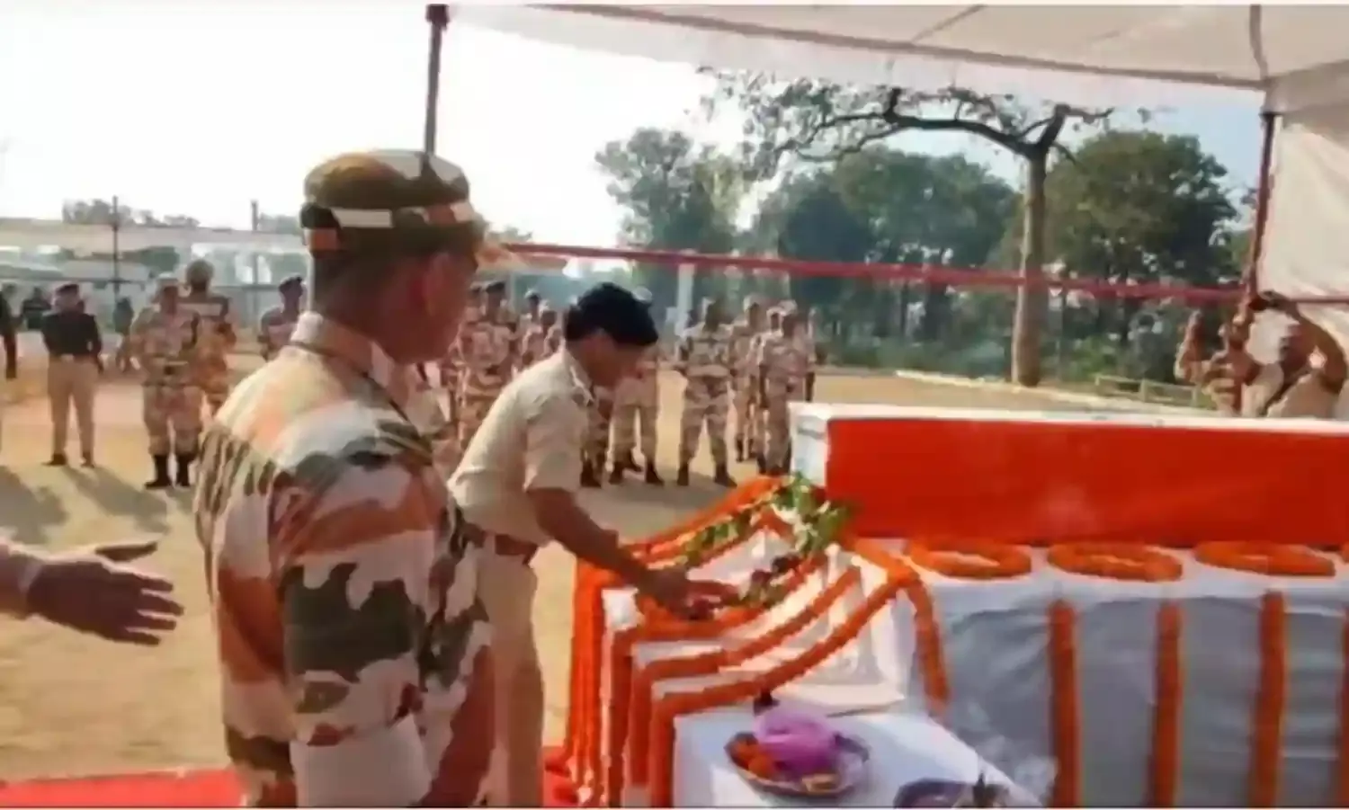 बलिदानी जवान को दी गई भावभीनी श्रद्धांजलि