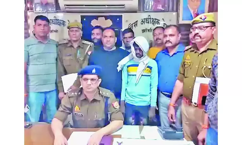 पुलिस सुरक्षा से भागे 25 हजार के इनामी तीसरा कैदी गिरफ्तार