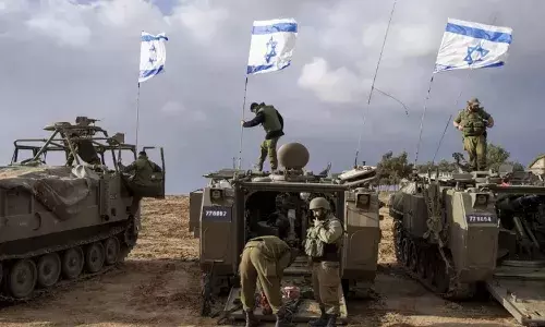 गाजा के जबालिया क्षेत्र को इजराइली सैनिकों ने चारों ओर से घेरा