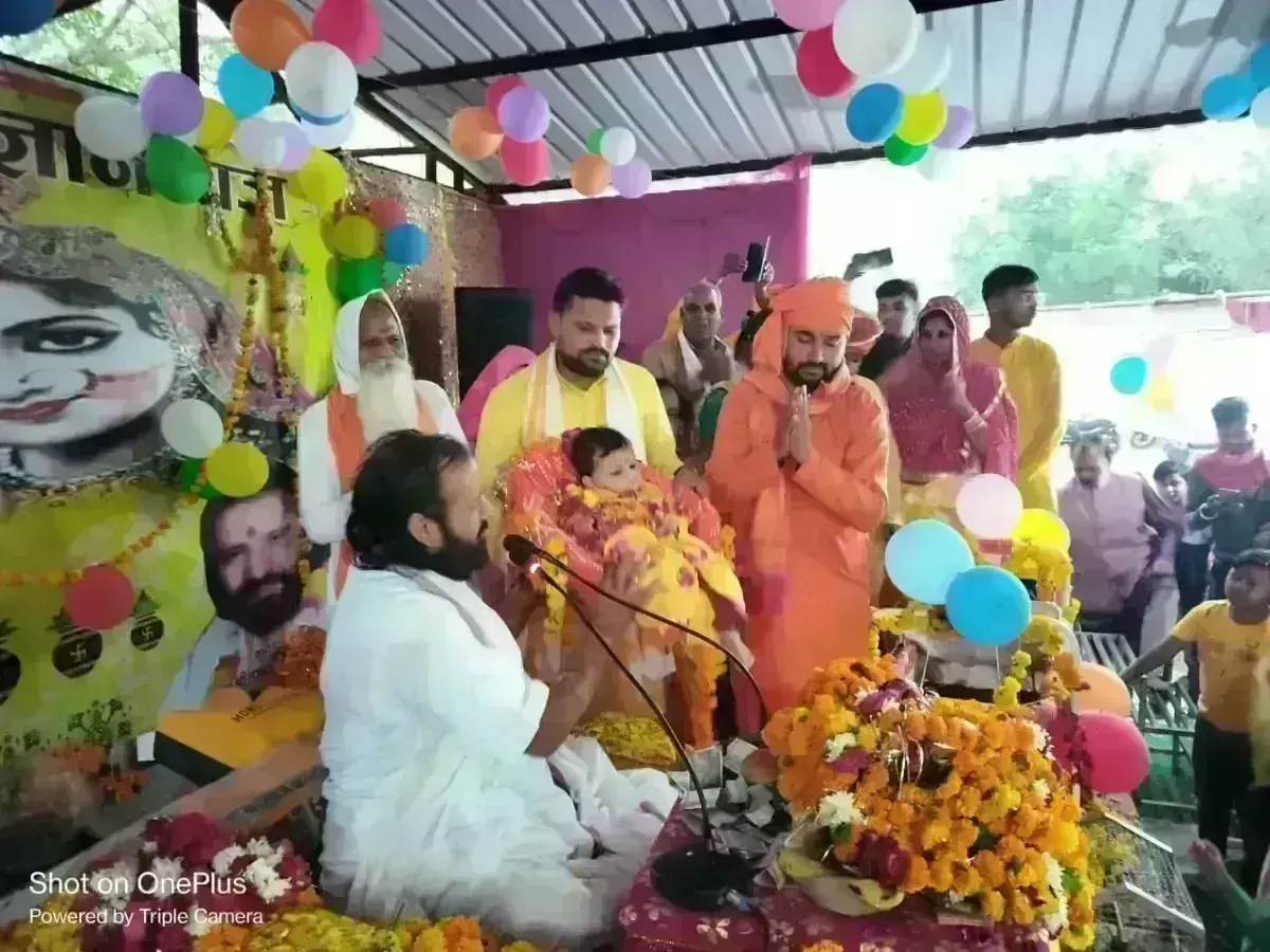 धर्म की रक्षा के लिए भगवान का अवतार होता है: समर तीर्थ