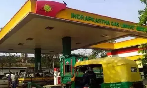 सीएनजी की कीमत में इजाफा, किराये में बढ़ोतरी की आशंका