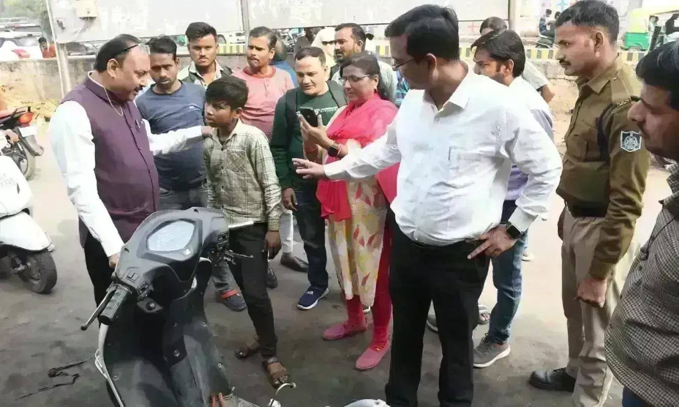 पढ़ने की उम्र में बच्चे काम करने को मजबूर, श्रम विभाग ने की कार्रवाई