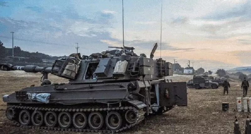 गाजा पट्टी पर संघर्ष विराम शुरू होने से पहले तक गरजते रहे इजराइली टैंक