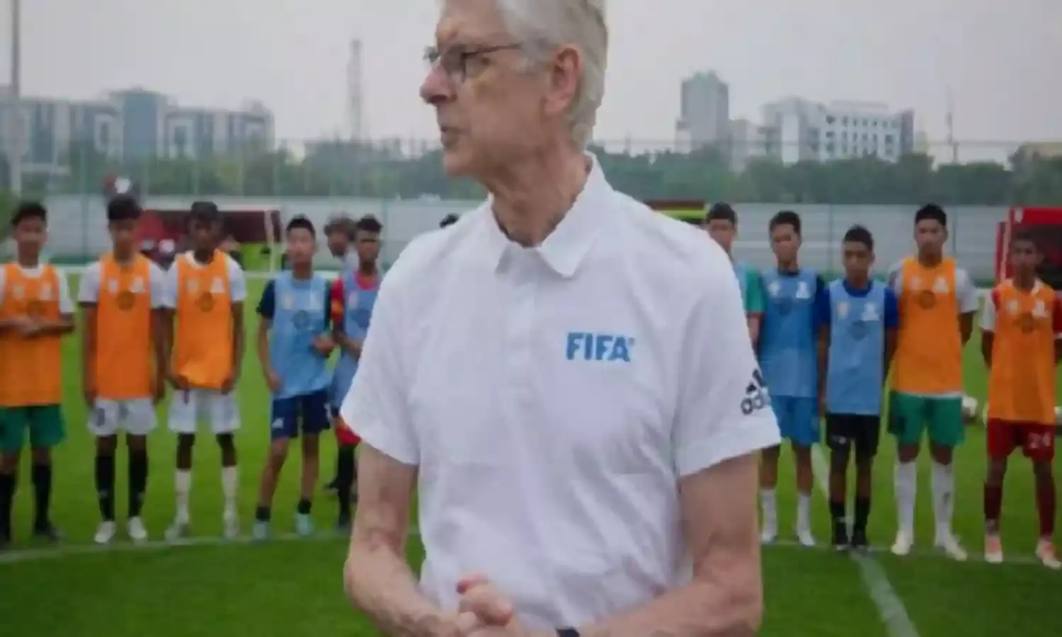 फीफा प्रमुख आर्सेन वेंगर ने पूरी की भारत की ऐतिहासिक यात्रा