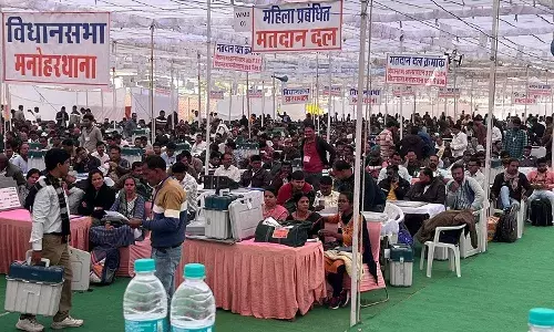 राजस्थान विस चुनाव: 199 विधानसभा क्षेत्रों में चुनाव के लिए रवाना होने लगे मतदान दल