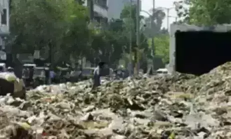 वायु प्रदूषण कम करने निगम का अभियान जारी, 32 टन सीएंडडी वेस्ट हटाया वायु प्रदूषण कम करने निगम का अभियान जारी, 32 टन सीएंडडी वेस्ट हटाया