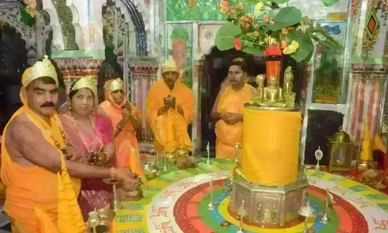 दिगंबर लाला गोकुलचंद जैन मंदिर में सिद्धचक्र विधान में गूंजे जयकारे दिगंबर लाला गोकुलचंद जैन मंदिर में सिद्धचक्र विधान में गूंजे जयकारे