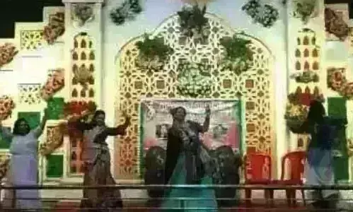 धूमधाम से मना दिवाली मिलन समारोह धूमधाम से मना दिवाली मिलन समारोह