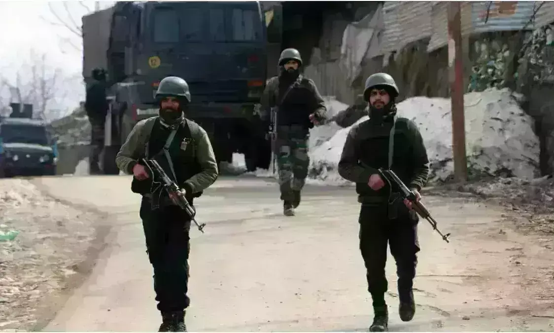पाकिस्तान कि ओर से घुसपैठ की कोशिशें जारी, भारतीय सेना ने LOC पर बढ़ाई सतर्कता