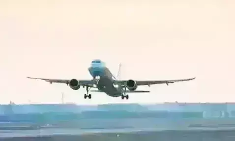 एयर इंडिया एक्सप्रेस ने ग्वालियर से शुरू की उड़ान, पहले दिन 56 यात्री आए