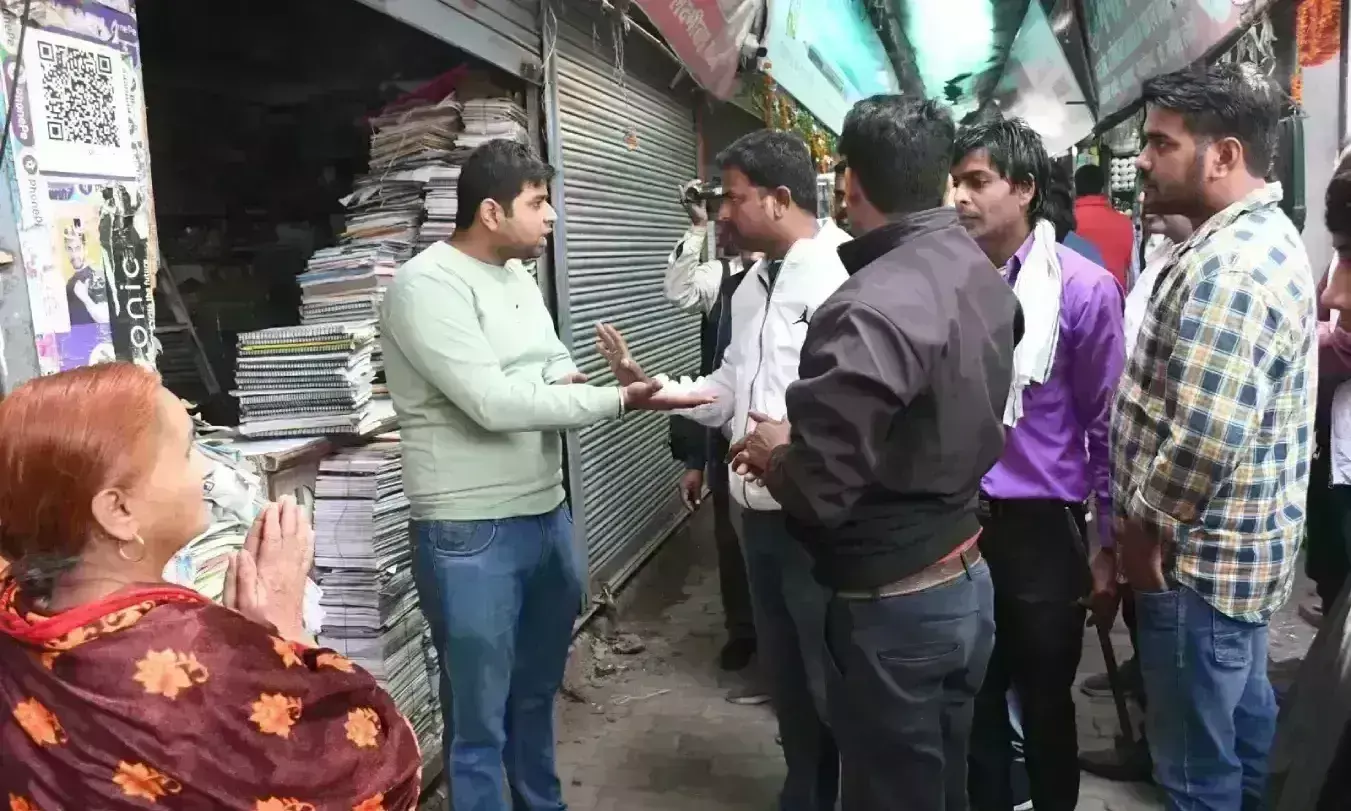 फ्लाईंग स्क्वाड के सदस्यों पर धांधली के आरोप फ्लाईंग स्क्वाड के सदस्यों पर धांधली के आरोप