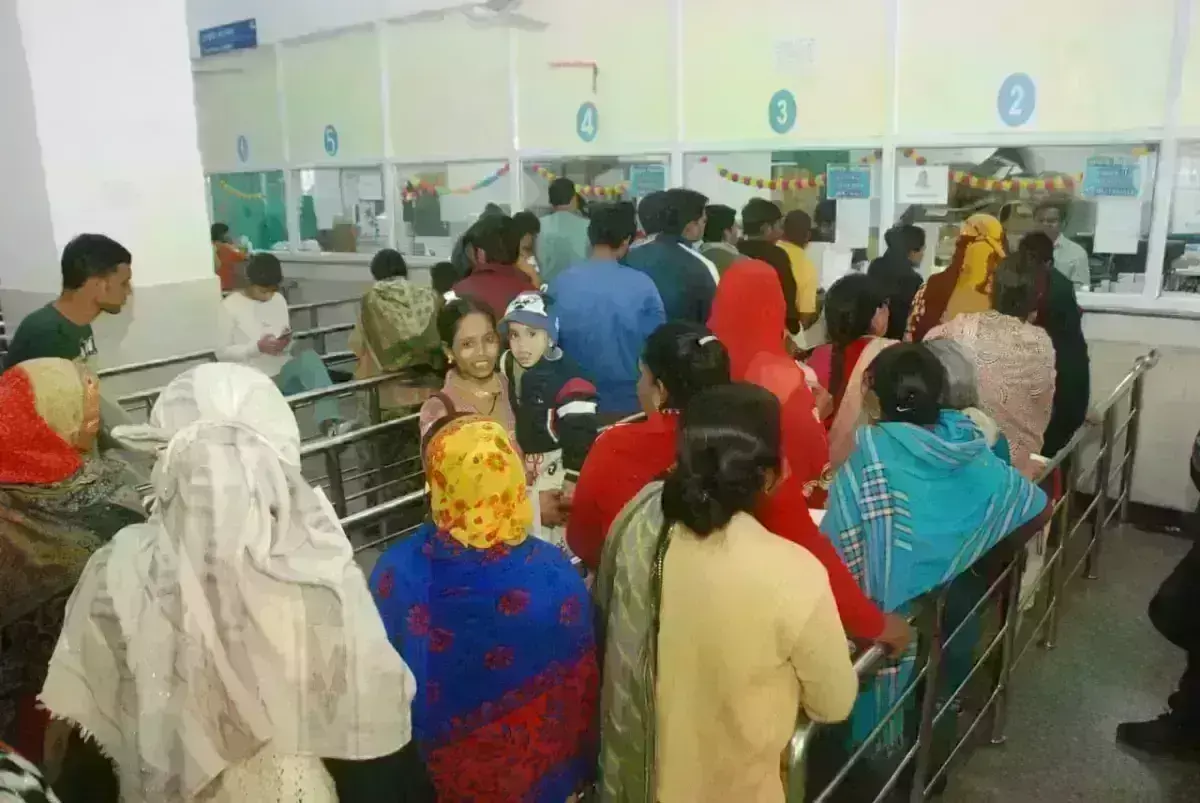 कायाकल्प की टीम ने किया जिला अस्पताल का निरीक्षण