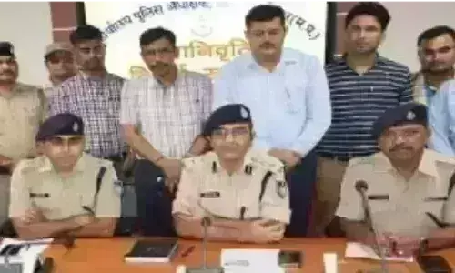 आरक्षक भर्ती परीक्षा के दो आरोपियों को चार-चार वर्ष का कारावास आरक्षक भर्ती परीक्षा के दो आरोपियों को चार-चार वर्ष का कारावास