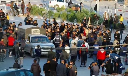 इजराइल-हमास के बीच युद्धविराम 24 घंटे के लिए बढ़ा