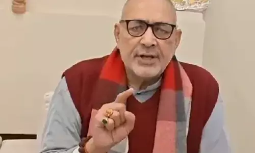 देश के आंतरिक सुरक्षा के लिए खतरा है बिहार का अवैध मस्जिद और मदरसा : गिरिराज सिंह