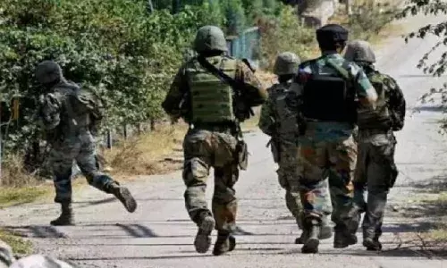 पुलवामा मुठभेड़ में मारा गया लश्कर-ए-तैयबा से जुड़ा आतंकी