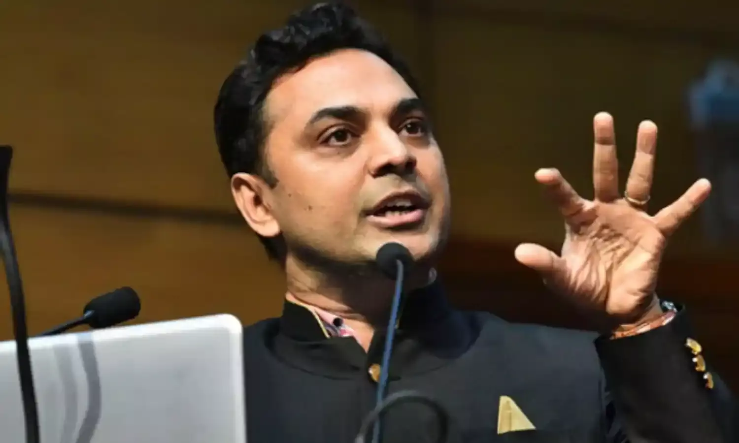 आईएमएफ के कार्यकारी निदेशक ने भारत की जीडीपी वृद्धि दर को सराहा