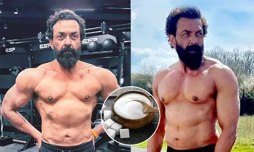 बॉबी देओल का कहना है कि उन्होंने 4 महीने के लिए चीनी छोड़ दी है और.. क्या चीनी छोड़ने से सच में वजन जल्दी कम होता है? बॉबी देओल का कहना है कि उन्होंने 4 महीने के लिए चीनी छोड़ दी है और.. क्या चीनी छोड़ने से सच में वजन जल्दी कम होता है?