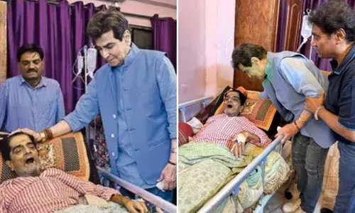 कैंसर पीड़ित जूनियर महमूद की अंतिम इच्छा पर मिलने पहुंचे जीतेंद्र और सचिन