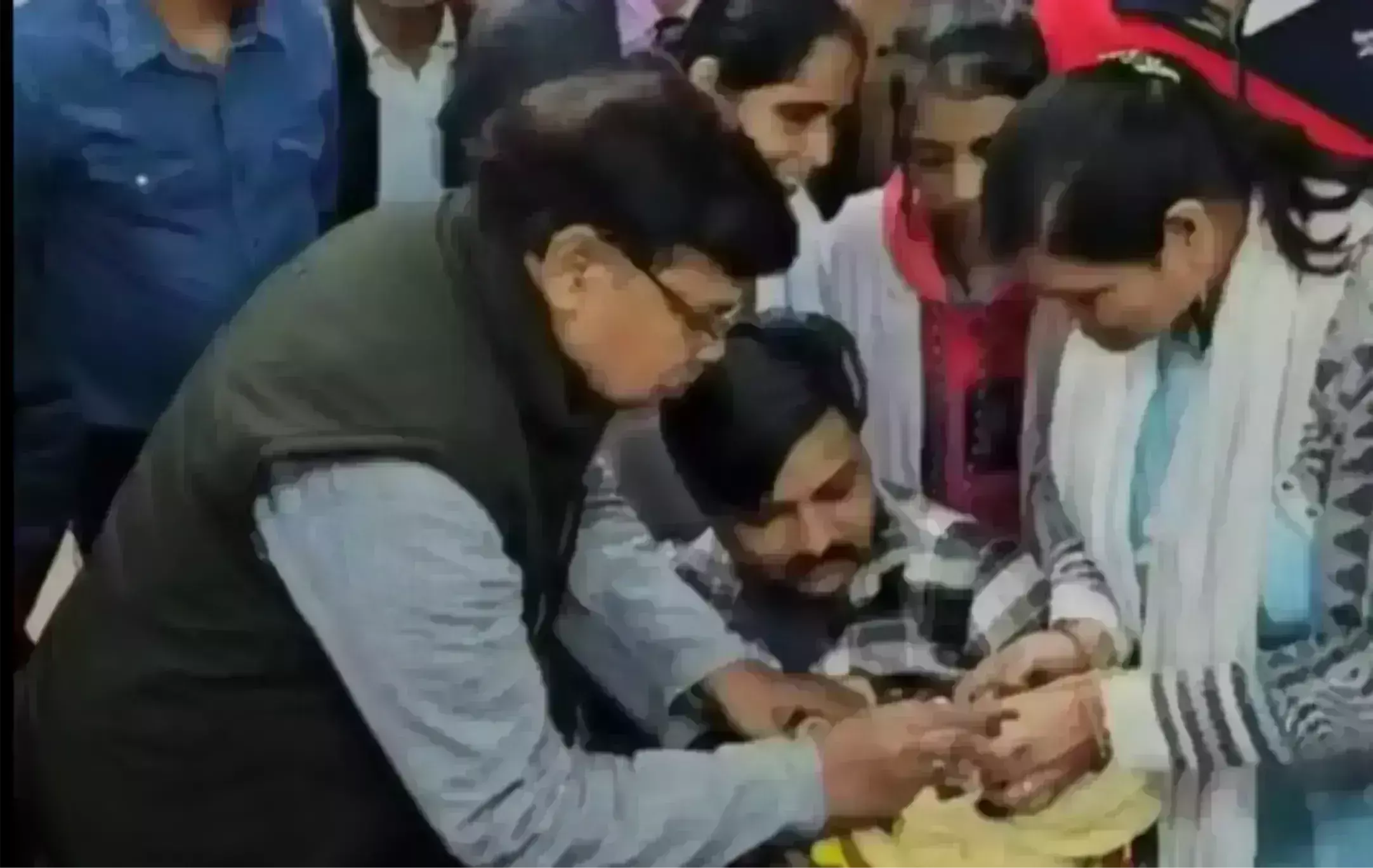 पोलियो की दवा पिलाकर पल्स पोलियो अभियान का जनप्रतिनिधियों ने किया शुभारंभ पोलियो की दवा पिलाकर पल्स पोलियो अभियान का जनप्रतिनिधियों ने किया शुभारंभ