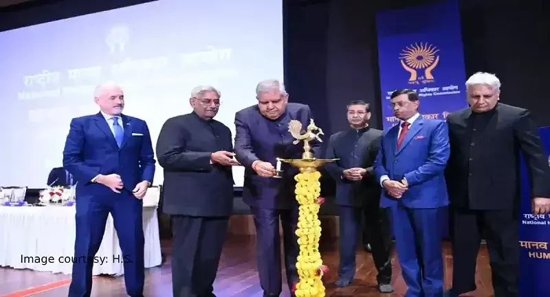 मानवाधिकारों की मजबूती मुफ्त बांटने के बजाय सशक्तिकरण में - उपराष्ट्रपति