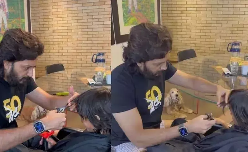 रितेश देशमुख ने काटे अपने बेटे के बाल, जेनेलिया ने शेयर की फोटो रितेश देशमुख ने काटे अपने बेटे के बाल, जेनेलिया ने शेयर की फोटो