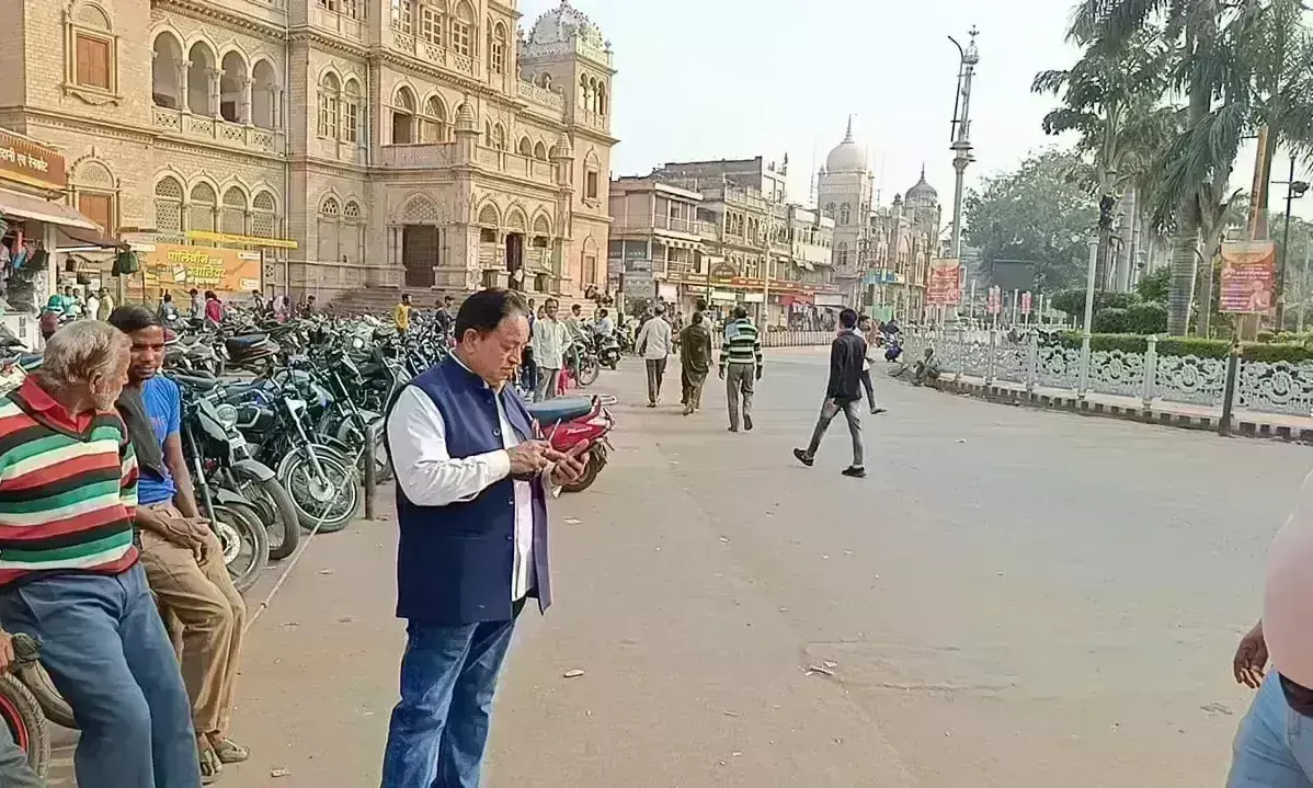 हॉकर्स जोन में ही करना होगा व्यापार, मदाखलत ने फुटपाथियों को खदेड़ा