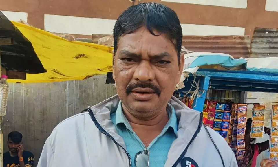 छोटी सी मोबाइल की दुकान का बिल पौने 19 लाख देखकर चकराया उपभोक्ता