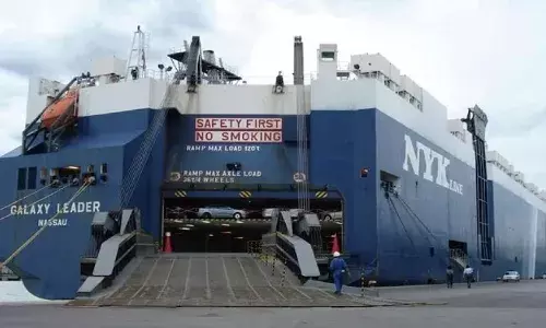 हूती विद्रोहियों के हमले में बाल बाल बचा भारतीय मालवाहक जहाज